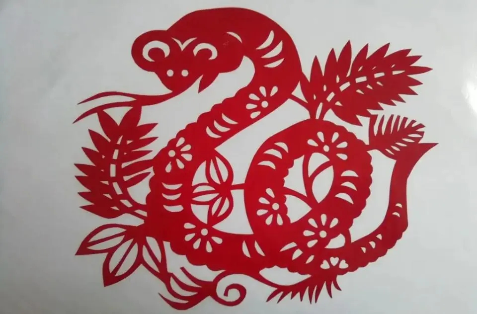 属蛇人适合什么职业和工作？属蛇办公室风水摆设与布局